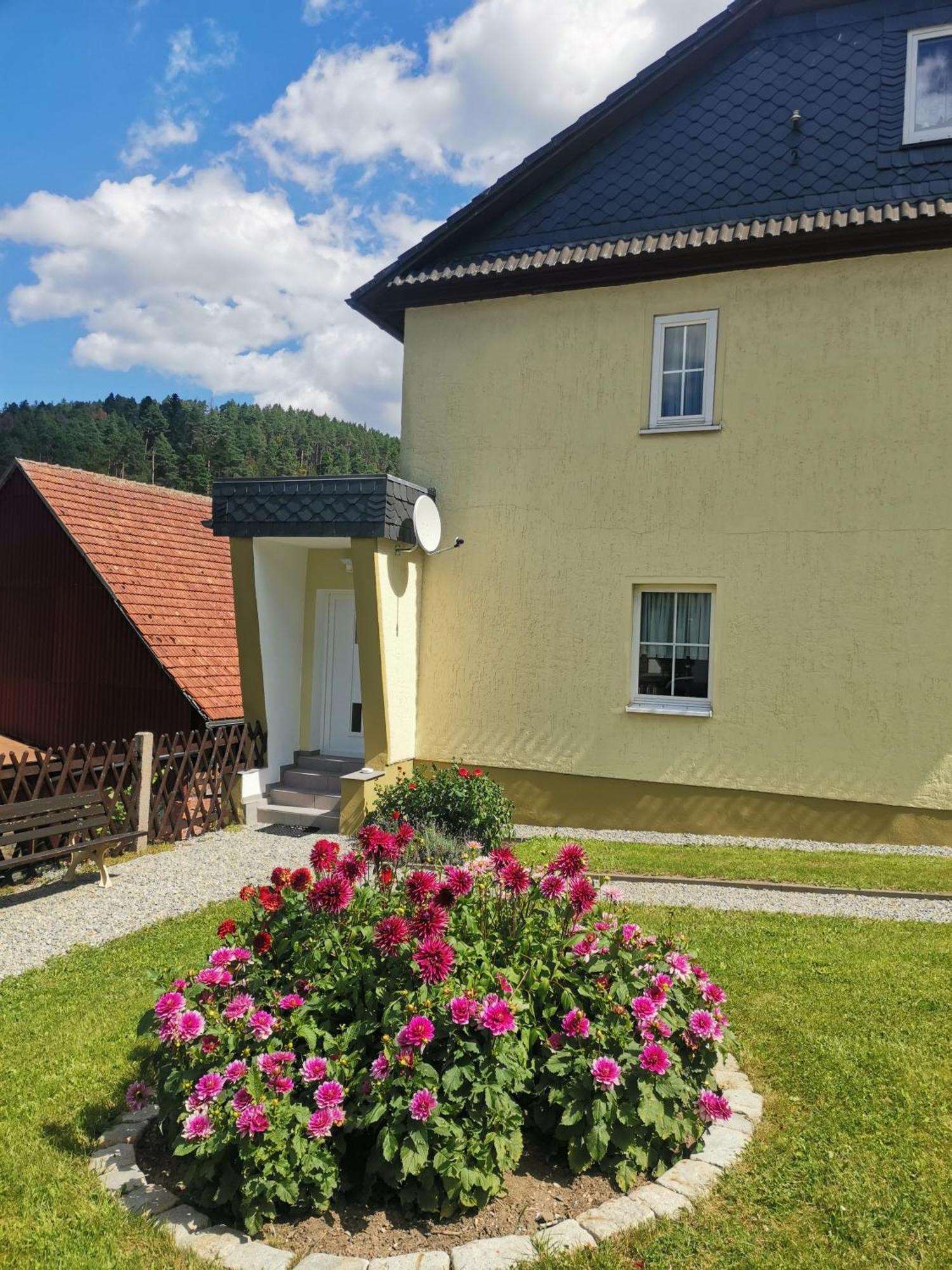 Ferienwohnung Paulinzella 9 Inklusive Parkplatz Und Wlan Екстериор снимка